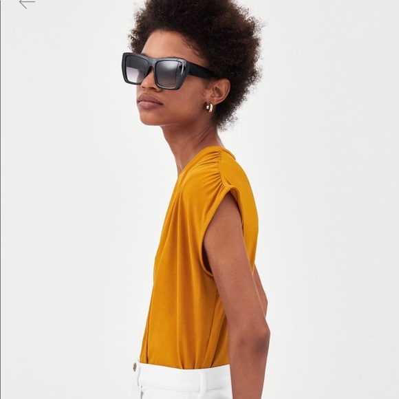 Zara Bodysuit - Picture 4 of 5